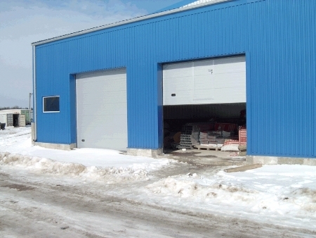 Промышленные секционные ворота