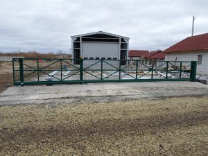 Промышленные секционные ворота