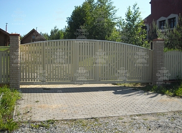 Откатные ворота серии ПРЕМИУМ по индивидуальному проекту зашивка деревом